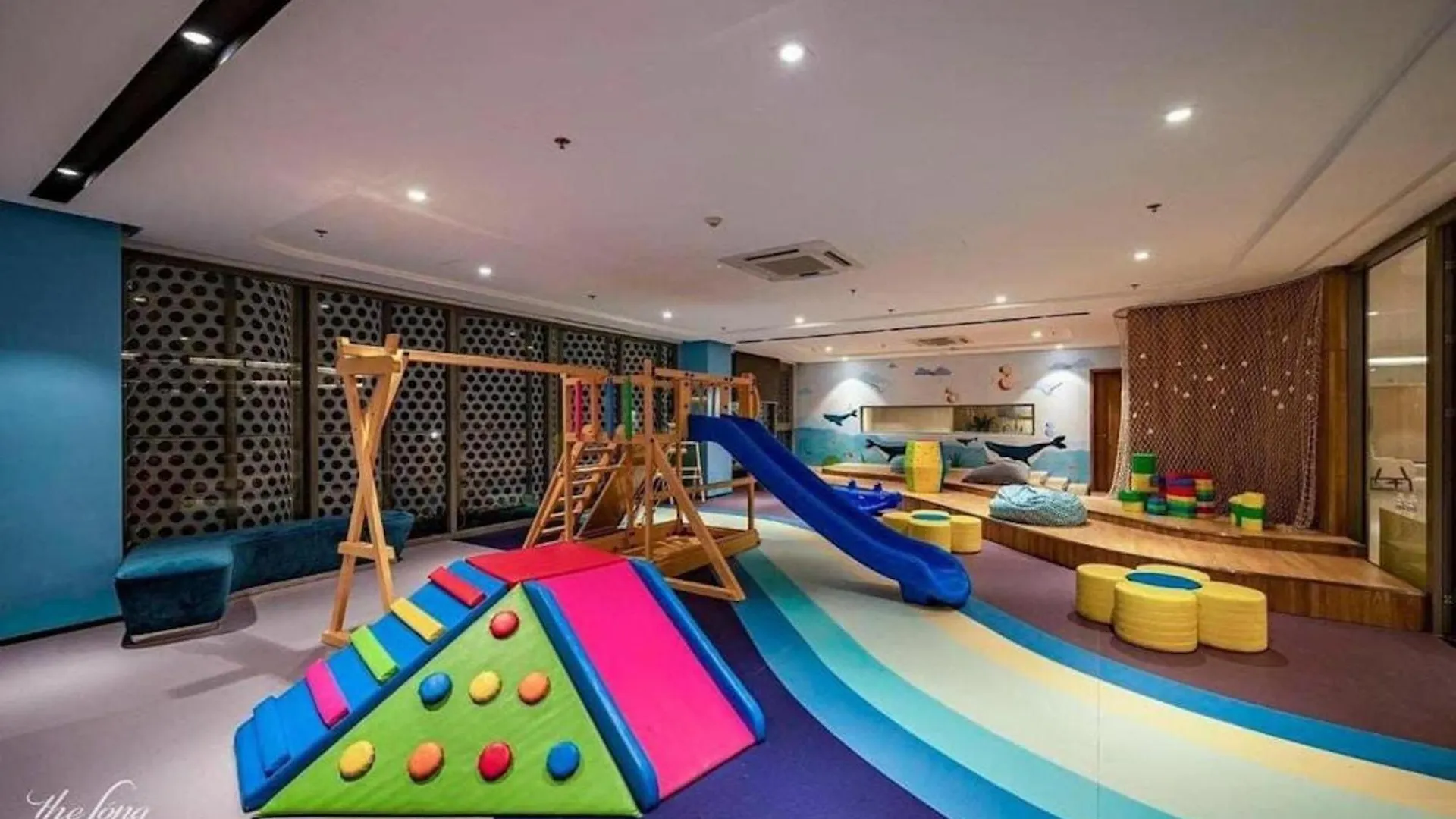 The Song Hotel & Apartment فونج تاو فيتنام